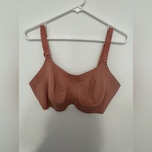 Knix Seamless Peach Bra